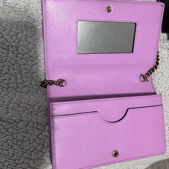 Gucci Lilac/Pink Crossbody Bag with Chain - Picture 3 of 7